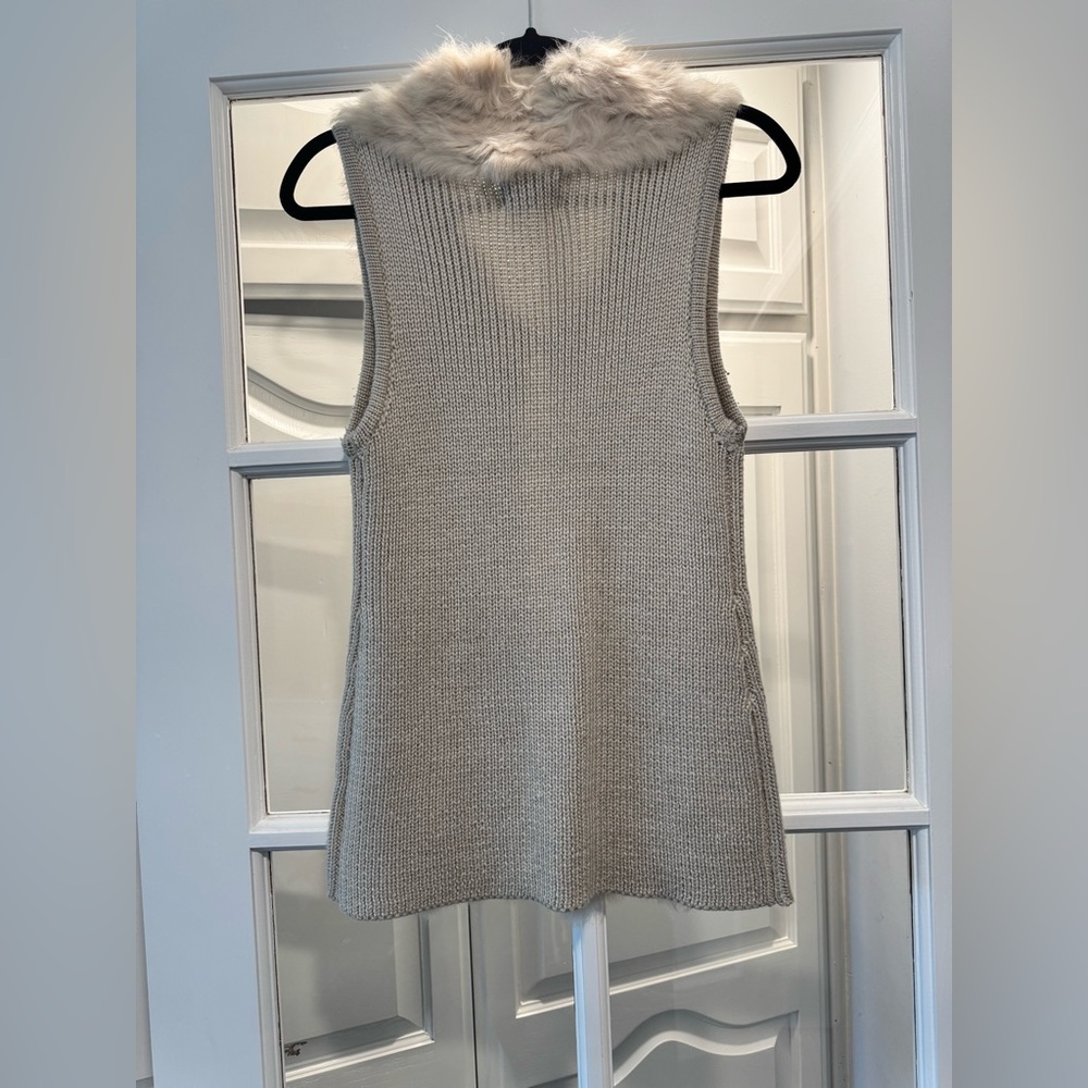 Authentic Rabbit Fur Knit Vest - Picture 4 of 5